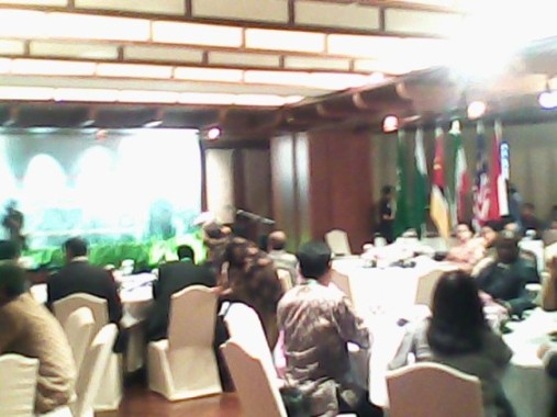Mau Hire / Sewa Translator ; Rental Interpreter Translater 